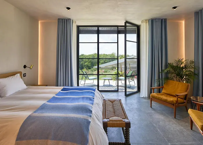 Holiday home Restored French Estate In Medieval Lauzerte