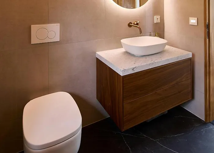 Restored French Estate In Medieval Lauzerte Holiday home *