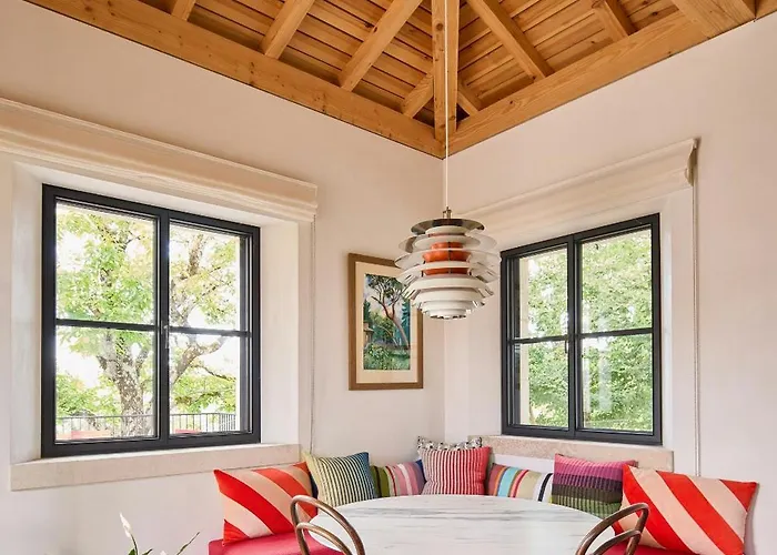 Restored French Estate In Medieval Lauzerte Montagudet