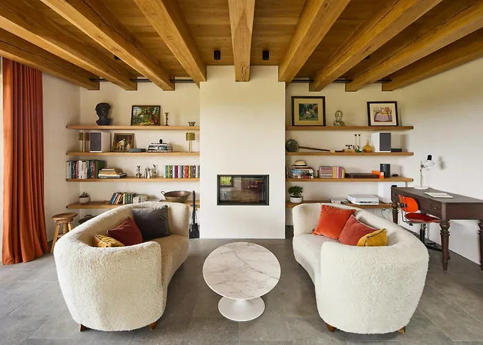 Holiday home Restored French Estate In Medieval Lauzerte *